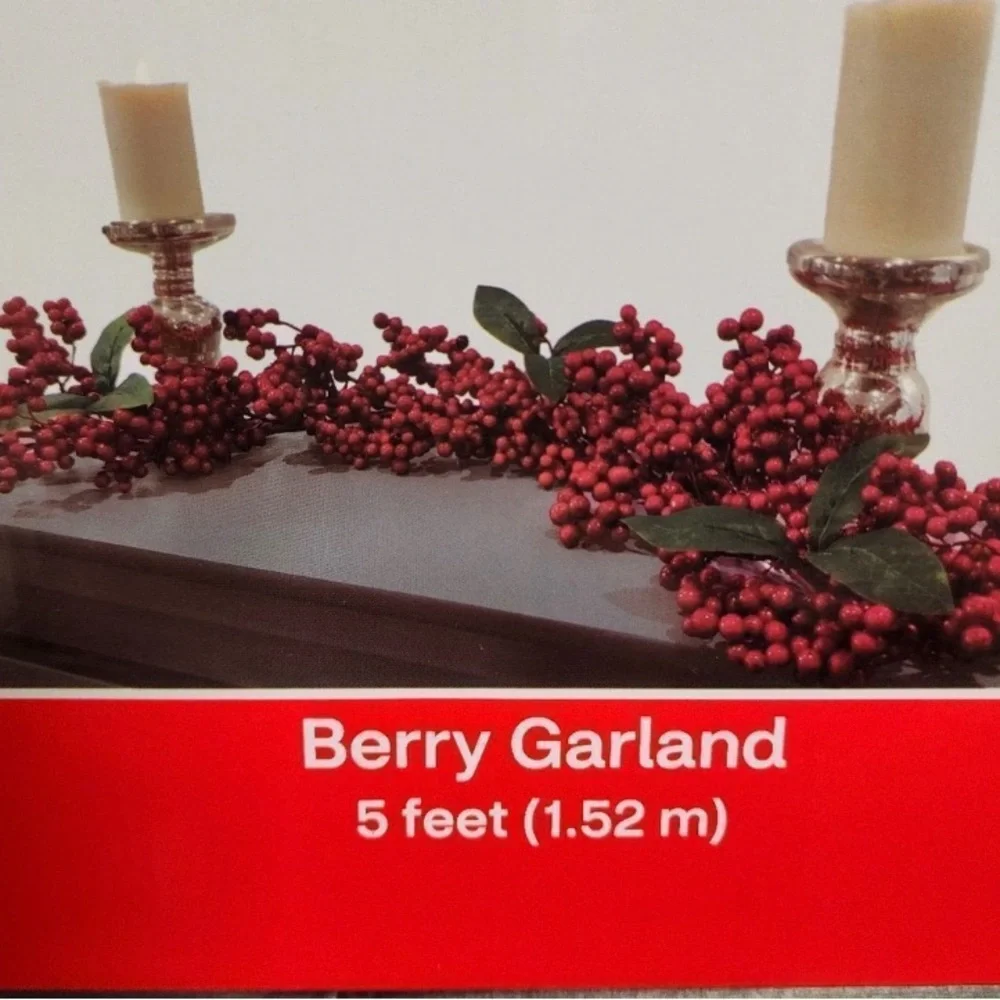 Merry Brite Christmas Red Berry Garland